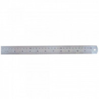 REGLA METALICA 30 CM FUNDA ROJA